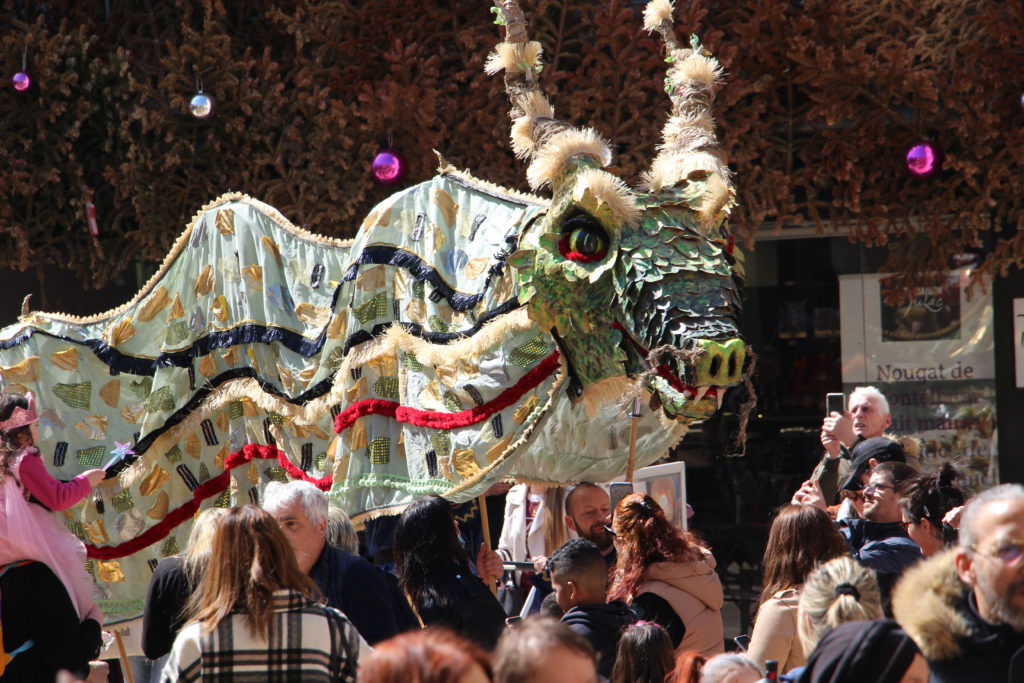 Spectacle Marionnette Dragon
