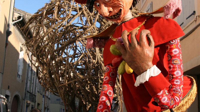 Marionnette géante déambulation