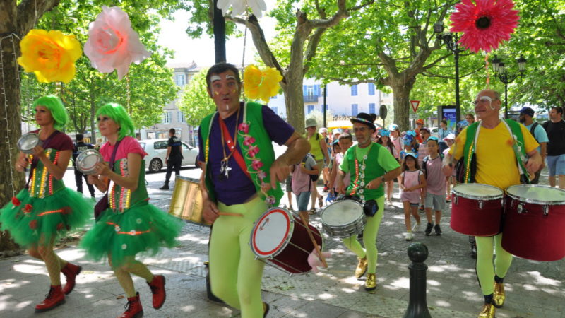 des-musiciens-enthousiastes-ont-aussi-guide-la-parade-de-printemps-photo-le-dl-nicole-gillet-1652891421